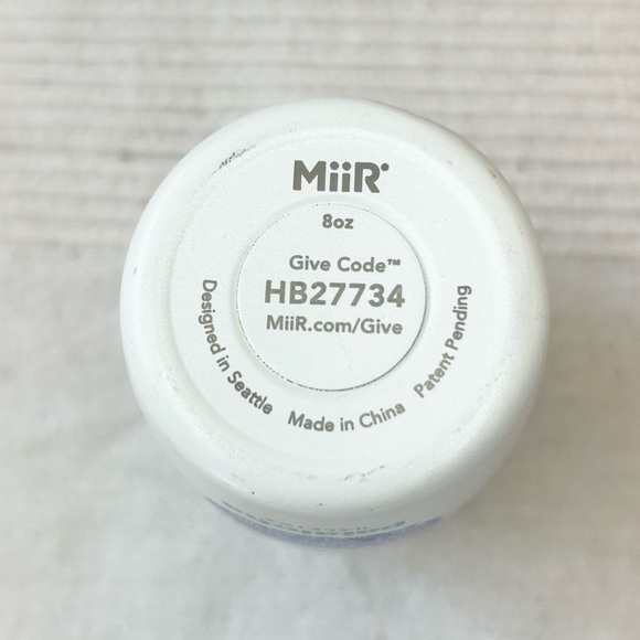 Hawaii Limited Patagonia x MiiR Collaboration Tumbler - Picture 4 of 10